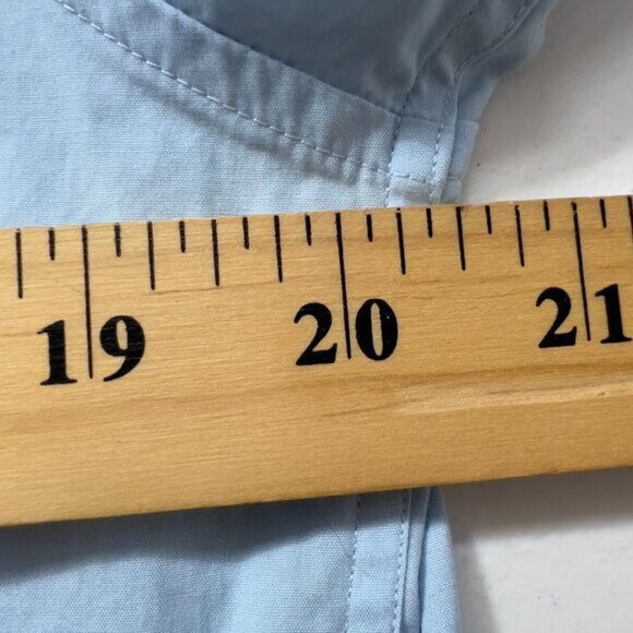 Burberry Men’s Luxury Light Blue Button-Up Shirt with Check Cuffs Size M - Picture 11 of 12